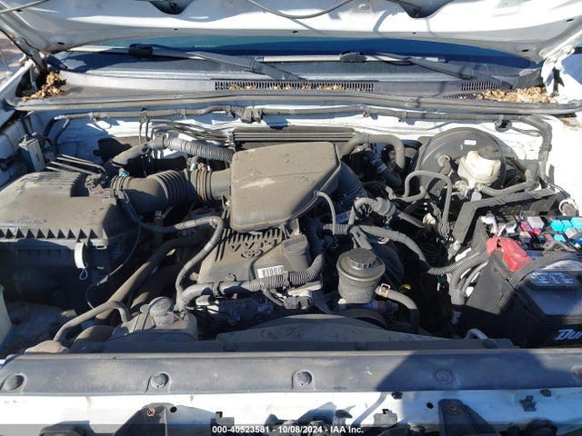5TFUX4EN0EX030106 Toyota Tacoma