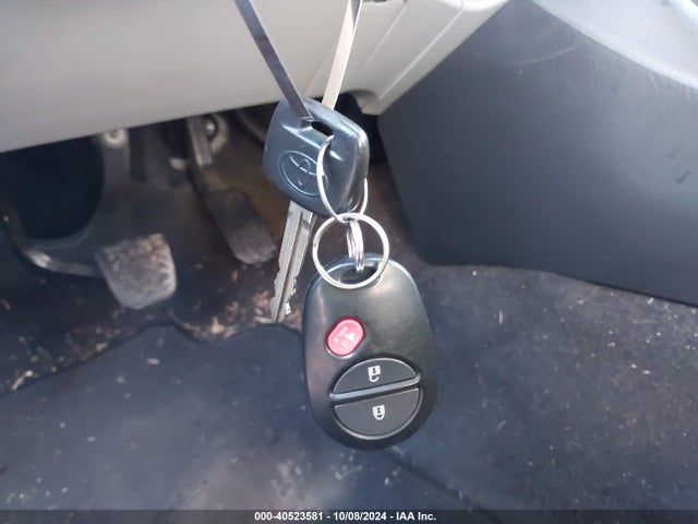 5TFUX4EN0EX030106 Toyota Tacoma