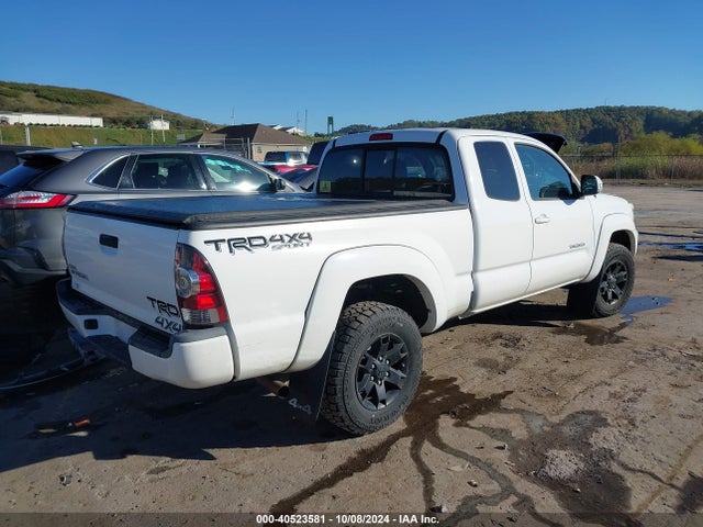 5TFUX4EN0EX030106 Toyota Tacoma