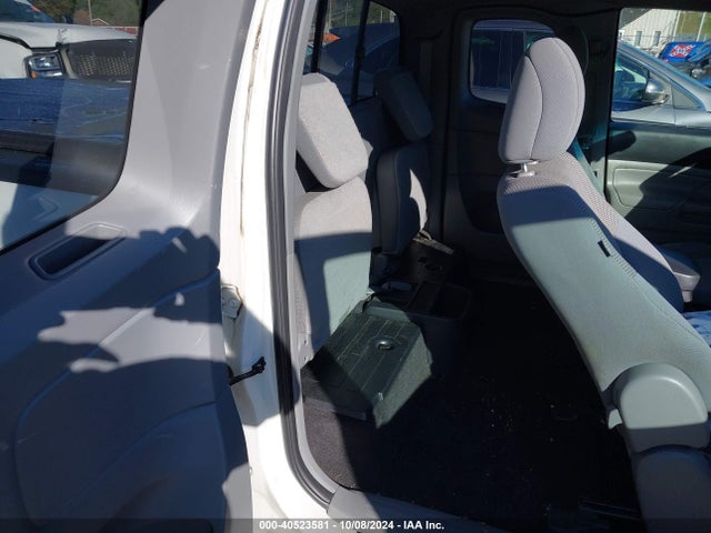 5TFUX4EN0EX030106 Toyota Tacoma