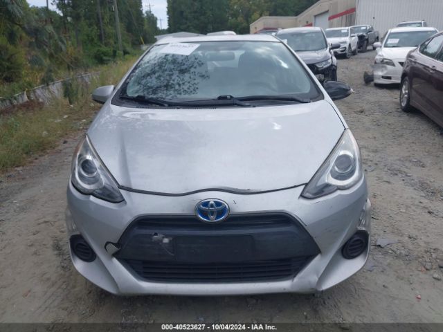 JTDKDTB39F1087891 Toyota Prius C One