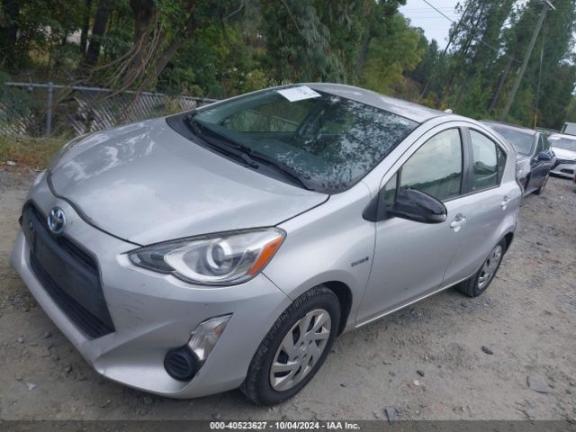 JTDKDTB39F1087891 Toyota Prius C One