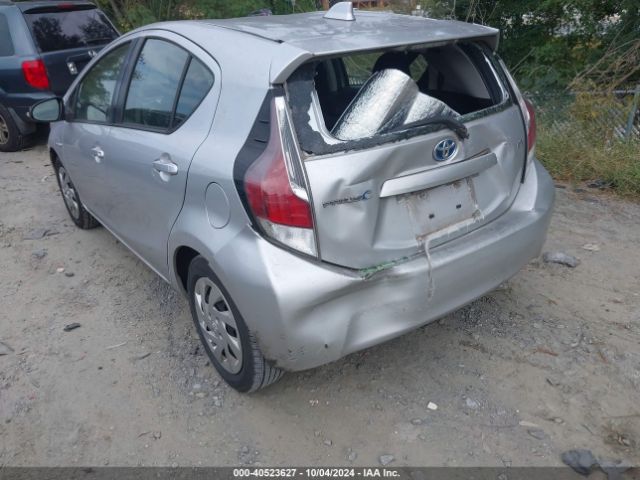 JTDKDTB39F1087891 Toyota Prius C One