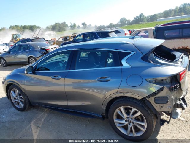 SJKCH5CPXHA020965 Infiniti Qx30 Premium