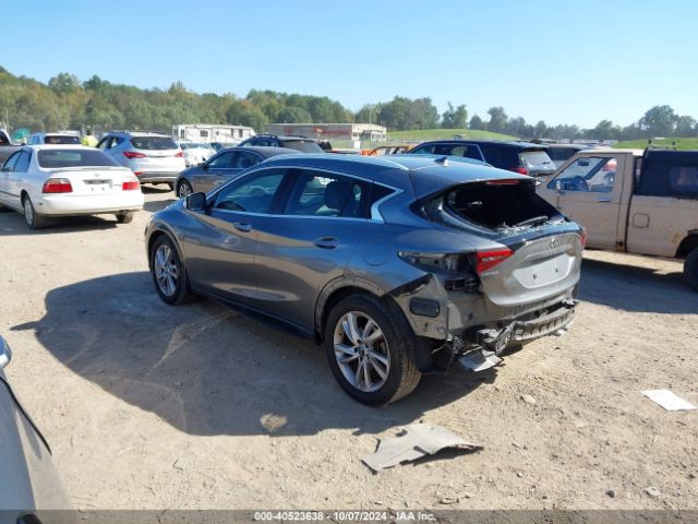 SJKCH5CPXHA020965 Infiniti Qx30 Premium