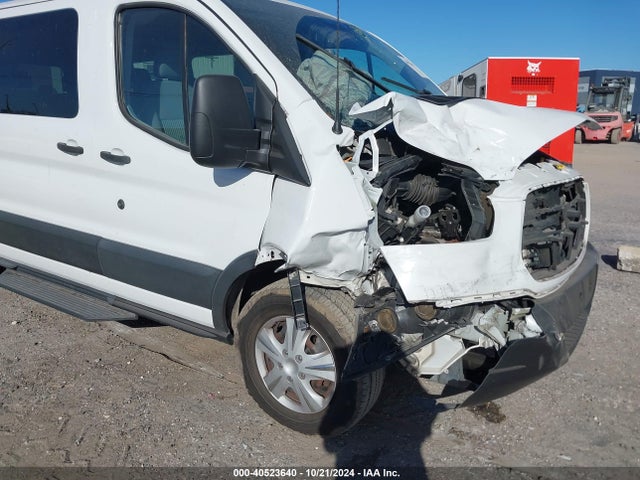 1FMZK1YM3KKA01970 Ford Transit-150 Xlt