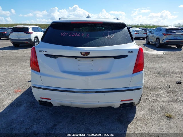 1GYKNCRSXJZ231091 Cadillac XT5 LUXURY