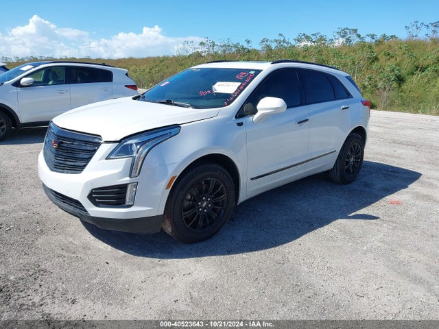 1GYKNCRSXJZ231091 Cadillac XT5 LUXURY
