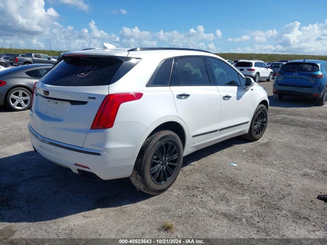 1GYKNCRSXJZ231091 Cadillac XT5 LUXURY
