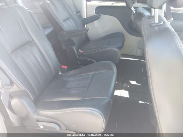 2C4RC1CG9FR662610 Chrysler Town & Country Touring-l
