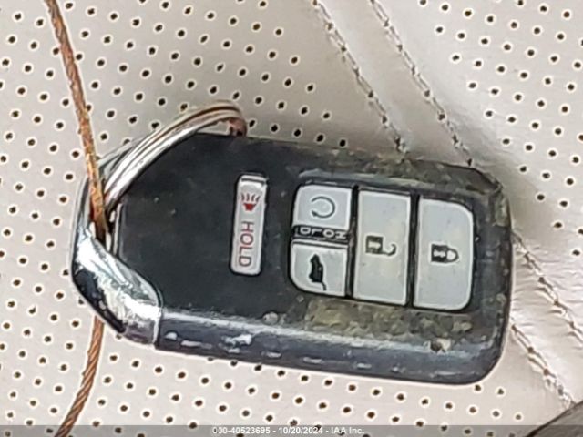 5J6RW1H81JL007779 Honda CR-V