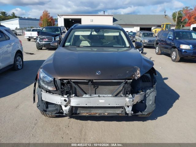 WDC0G4KB9JV098087 Mercedes-Benz Glc 300 4matic