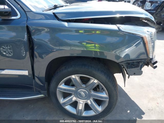 1GYS3BKJ6KR213433 Cadillac Escalade Luxury