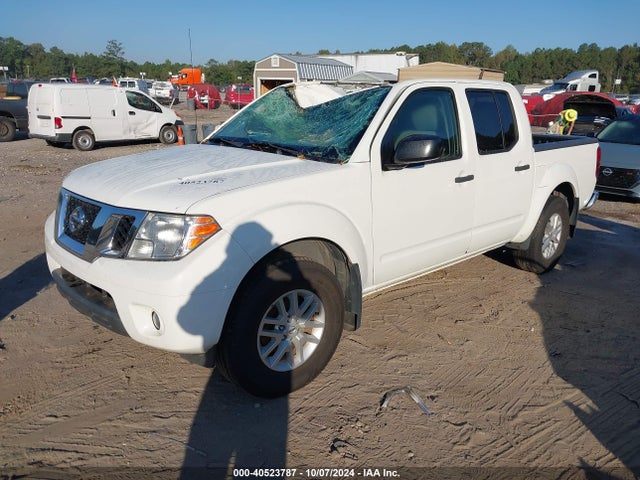 Nissan Frontier Sv 2017 1N6DD0ER5HN768680 Image 2