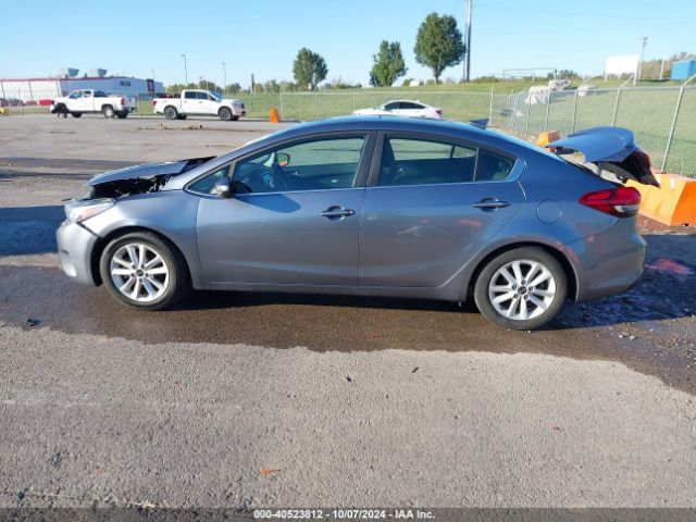 3KPFL4A7XHE051111 KIA FORTE S