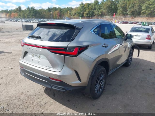 2T2GKCEZXNC006902 Lexus Nx 350h Premium