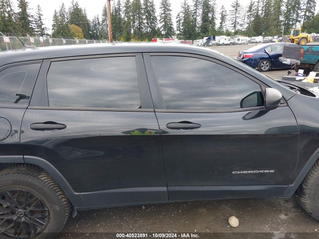 1C4PJLAB5GW136712 Jeep Cherokee Sport