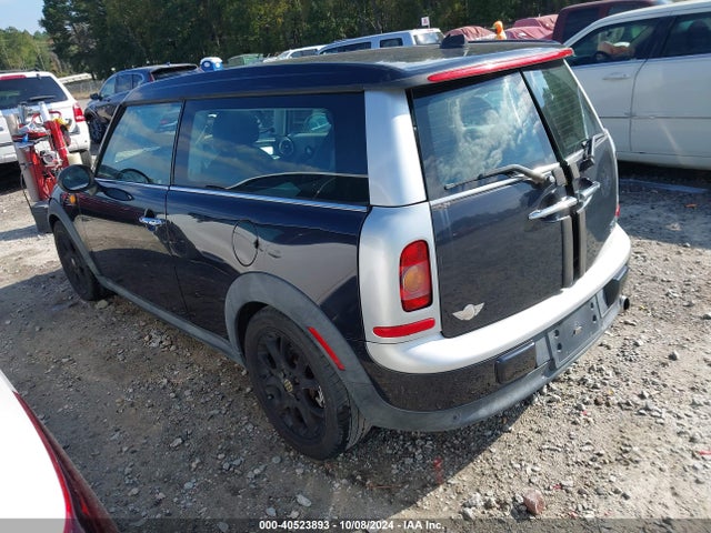 2008 MINI COOPER CLUBMAN WMWML33538TN66498 Photo 2