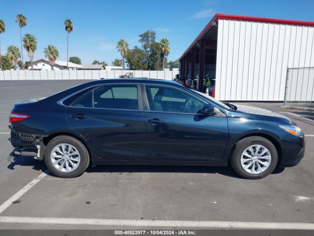 4T1BD1FK0FU163806 Toyota Camry Hybrid Le