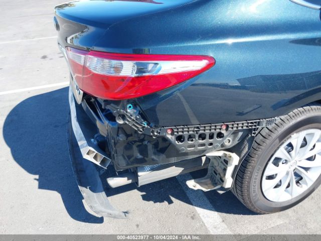 4T1BD1FK0FU163806 Toyota Camry Hybrid Le