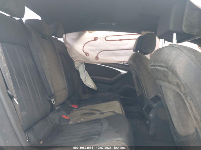 Audi A7 55 Premium 2019 WAUV2BF27KN056637 Image 8