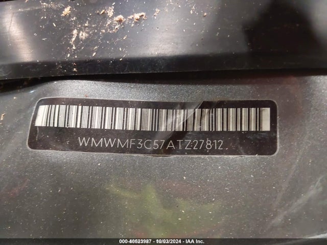 2010 MINI COOPER WMWMF3C57ATZ27812 Photo 8