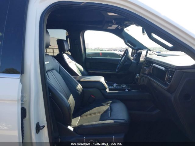 1FMJU1MT3NEA03418 Ford Expedition Platinum
