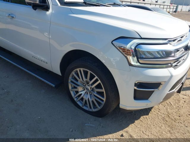 1FMJU1MT3NEA03418 Ford Expedition Platinum