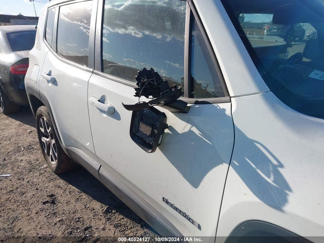 Jeep Renegade Latitude 2016 ZACCJBBT3GPC99680 Image 17