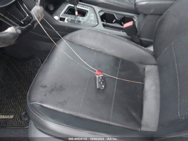 3VV3B7AX5JM086692 Volkswagen Tiguan 2.0t Se/2.0t Sel