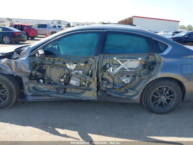 1N4AL3AP0HN357014 Nissan Altima 2.5 S