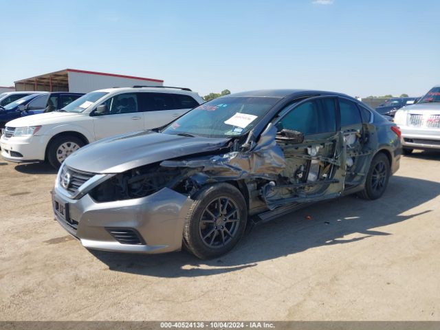1N4AL3AP0HN357014 Nissan Altima 2.5 S