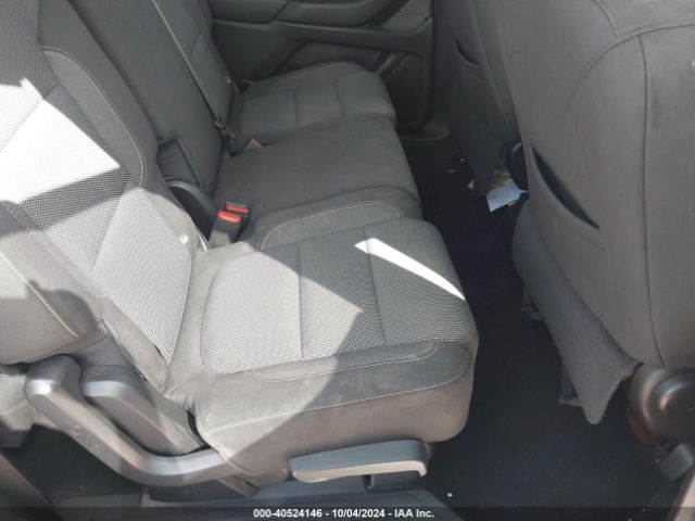 Chevrolet Traverse Ls 2018 1GNERFKW2JJ149805 Image 8