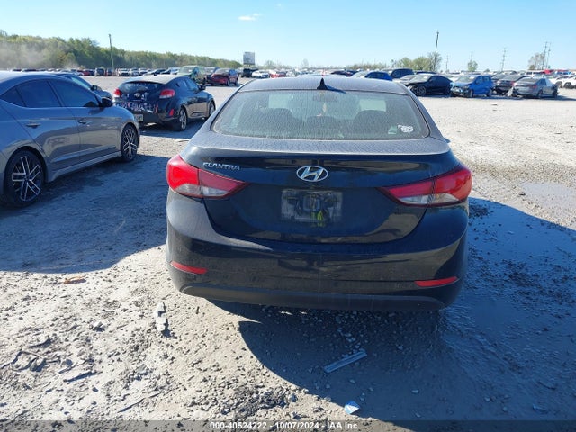 Hyundai ELANTRA SE 2015 5NPDH4AE0FH643925 Image 16
