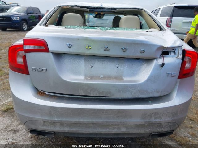 YV140MFK0F2354271 Volvo S60 T5 Premier