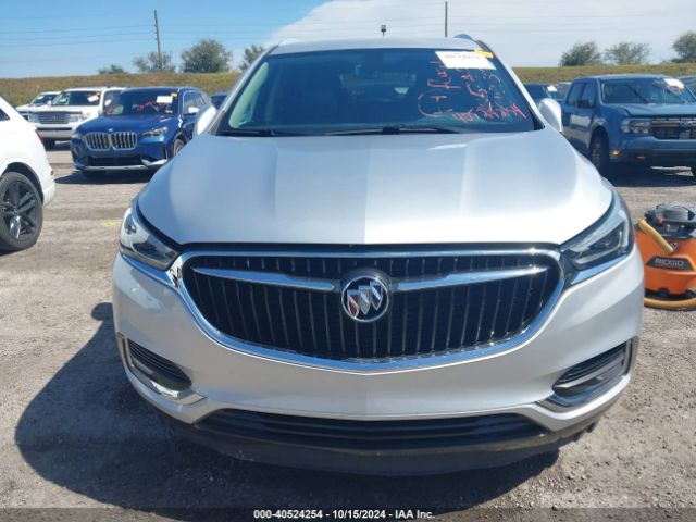 5GAERBKW3JJ220139 Buick Enclave Essence