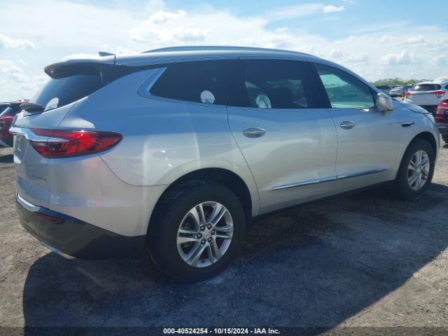 5GAERBKW3JJ220139 Buick Enclave Essence
