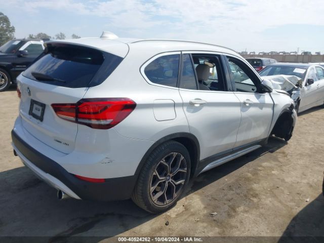 WBXJG7C03N5V03443 BMW X1 Sdrive28i
