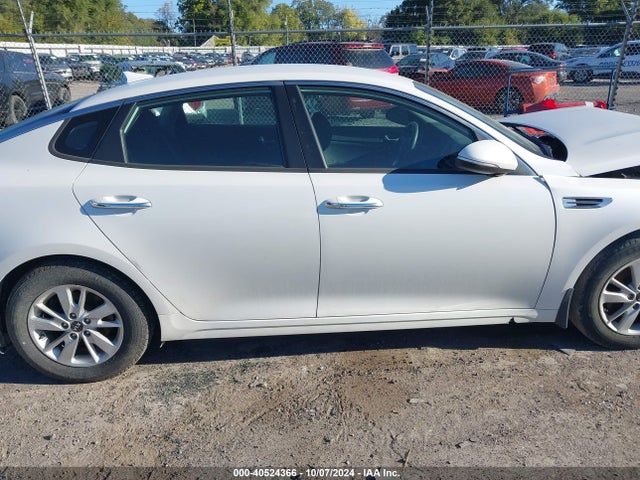 KNAGT4L32H5173775 KIA Optima Lx
