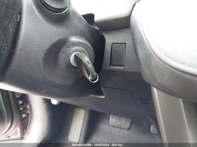 Toyota RAV4 LE 2018 2T3ZFREV6JW450747 Image 11