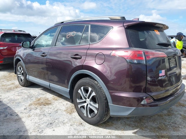 Toyota RAV4 LE 2018 2T3ZFREV6JW450747 Image 3