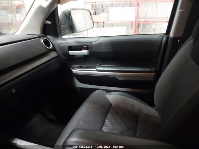 5TFUY5F16KX784234 Toyota Tundra Sr5 5.7l V8