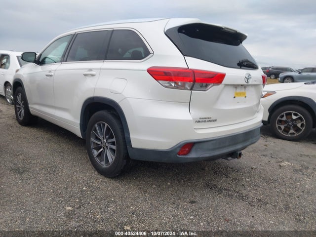 Toyota Highlander Xle 2018 5TDKZRFH4JS548565 Image 14