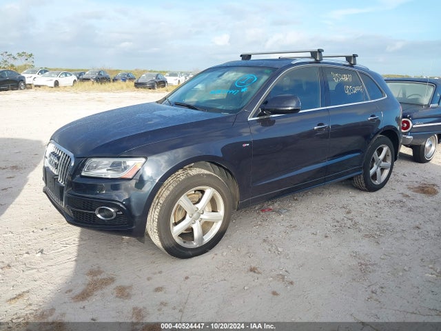 Audi Q5 2.0t Premium 2017 WA1M2AFP6HA041514 Image 2