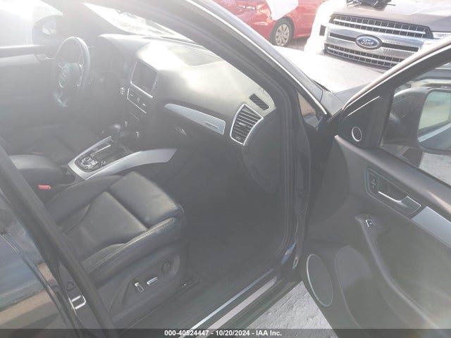 Audi Q5 2.0t Premium 2017 WA1M2AFP6HA041514 Image 5