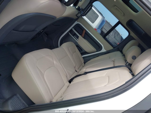 SALEJ7EX6R2355329 Land Rover Defender 110 P300
