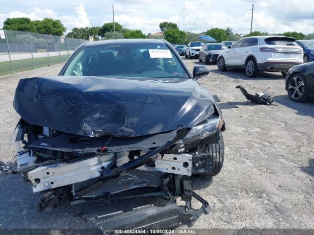 4T1G11AK6RU228037 Toyota CAMRY SE