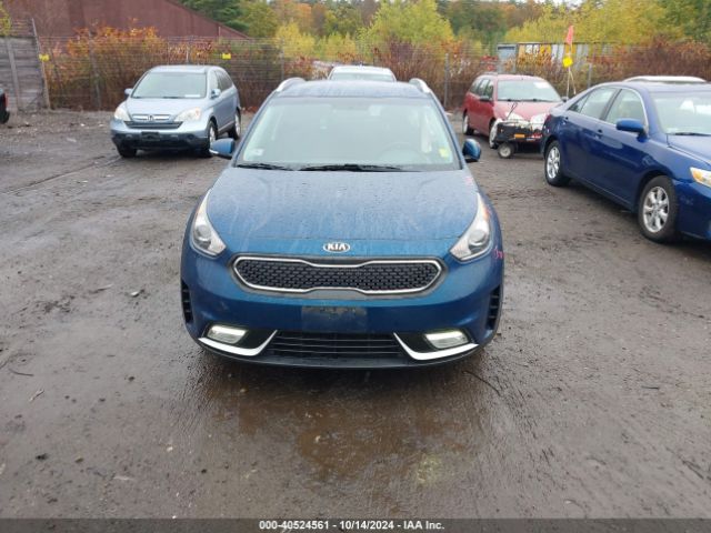KNDCC3LC6J5176244 KIA NIRO EX