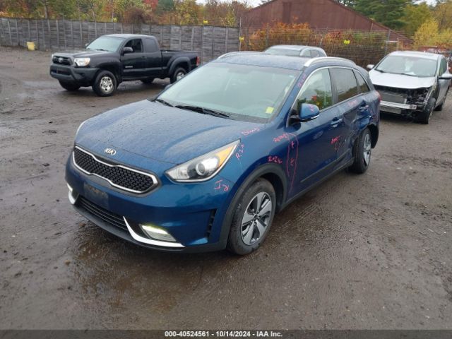 KNDCC3LC6J5176244 KIA NIRO EX