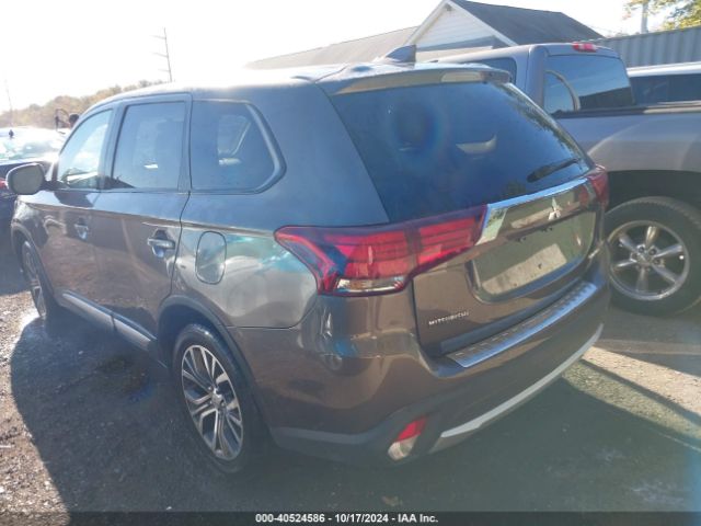 JA4AZ3A39JZ013230 Mitsubishi Outlander Se